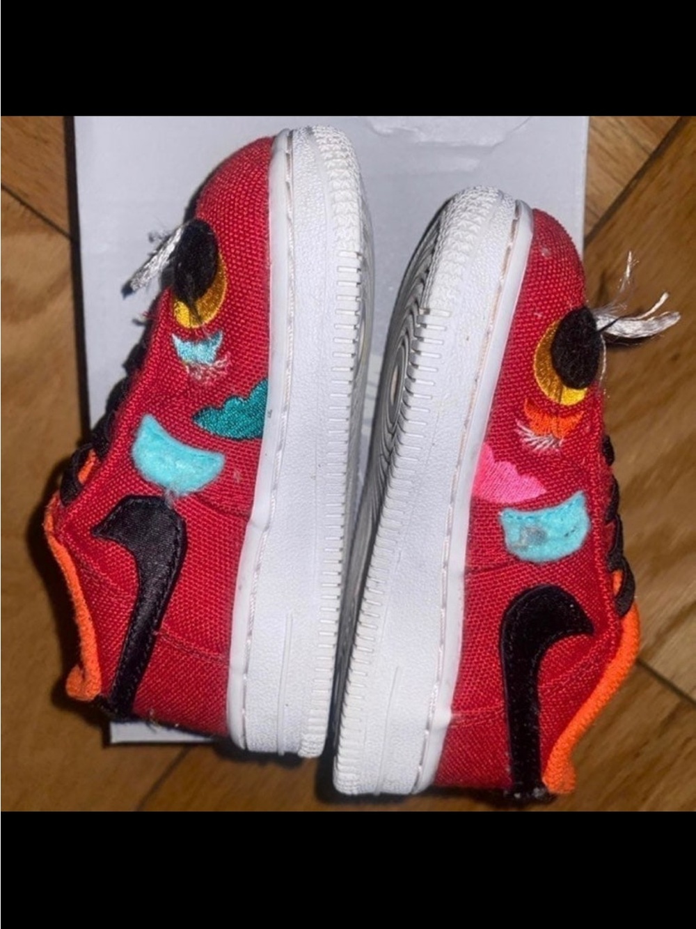 Nike - Picture 3 of 4